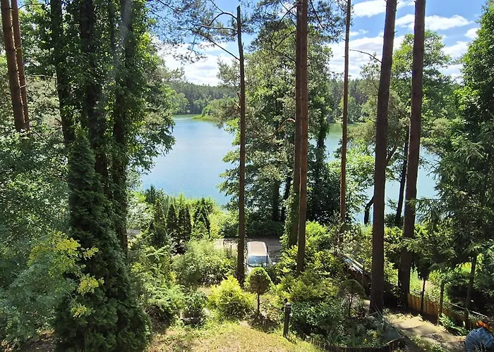 Z Widokiem Na Jezioro, Borowno Wielkie, Kaszuby, Pomorskie